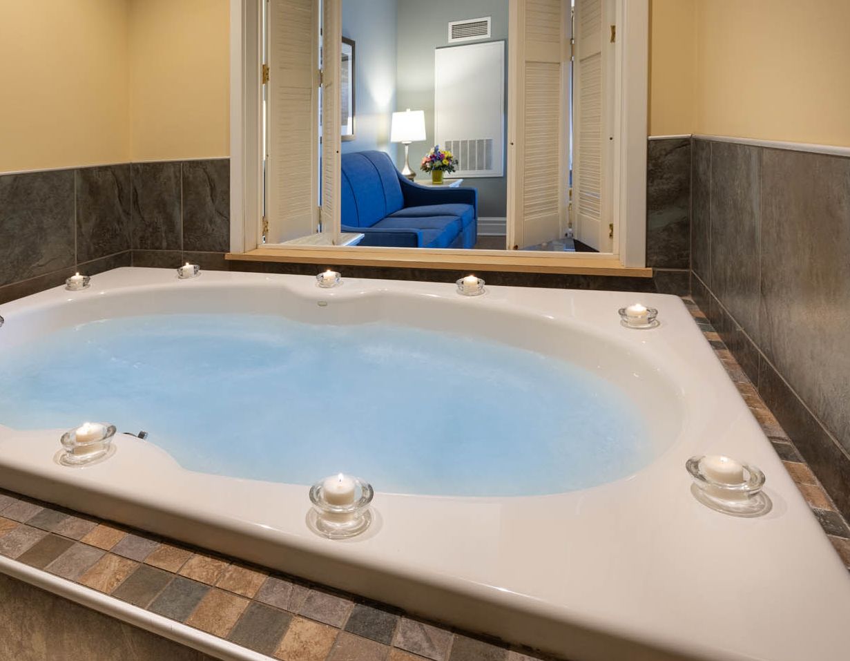 A jacuzzi tub in the Lake View Suite at the Watkins Glen Harbor Hotel
